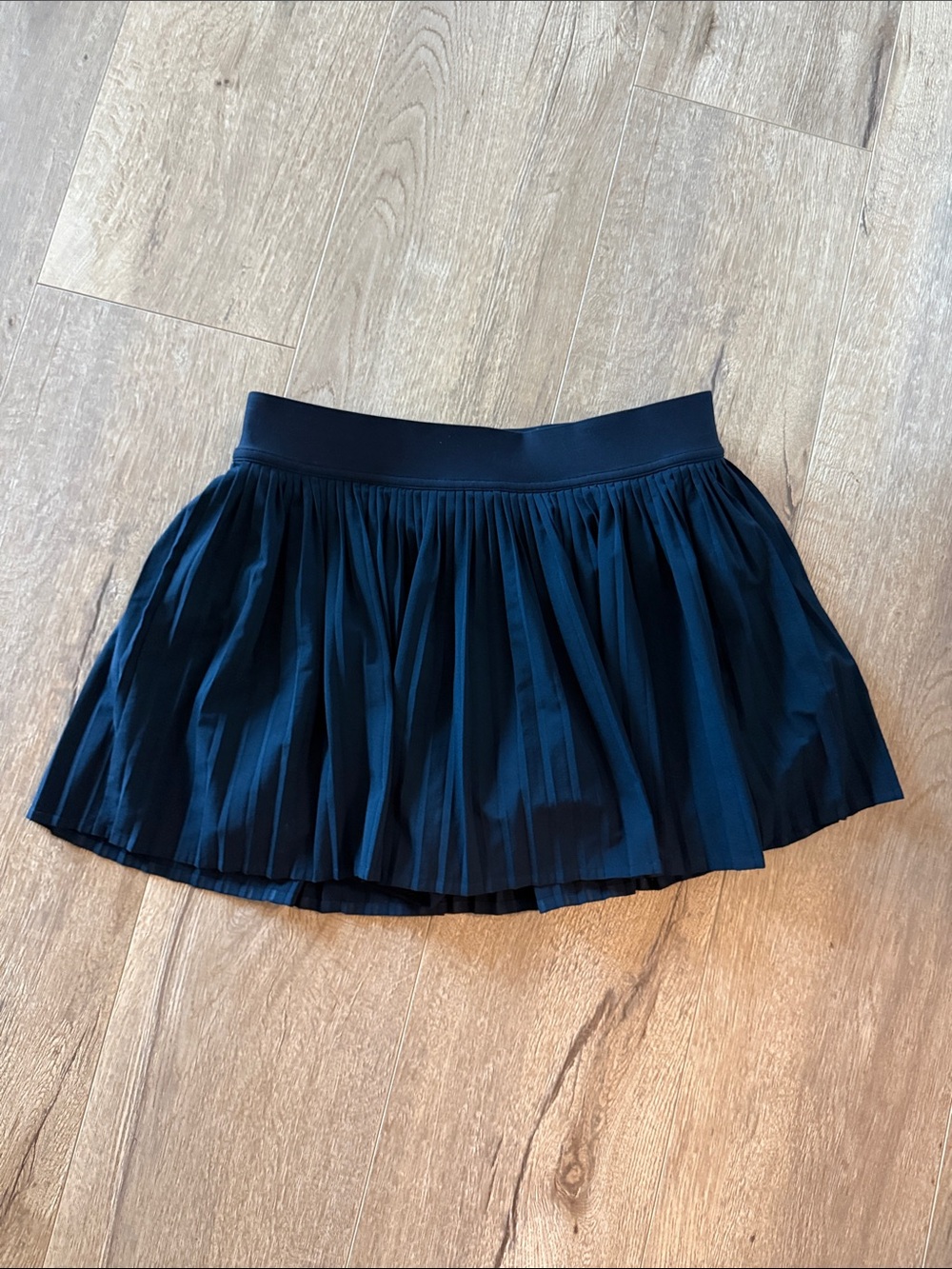Lululemon Varsity Pleated Skirt